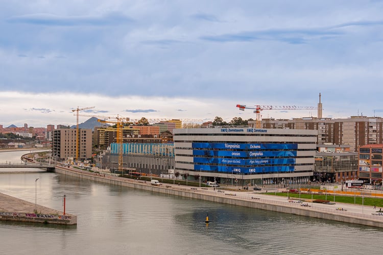 Panorámica de la Clínica IMQ Zorrotzaurre