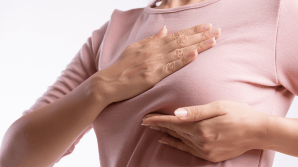 primeros síntomas del cáncer de mama